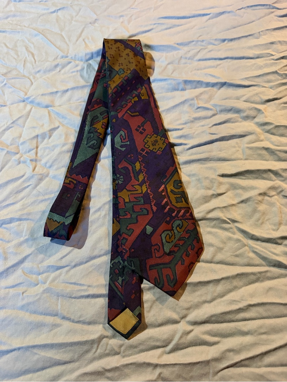 Men's Abstract Geometric Silk-Feel Tie in Purple, Red & Green